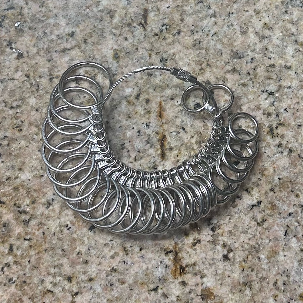 Ring sizer! From sizes 0-13!